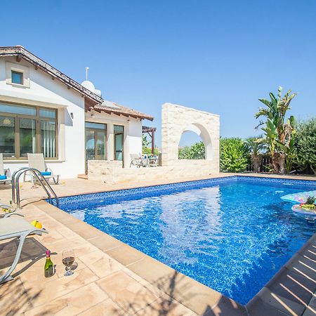 Rada'S Vacation Home Ayia Napa Bagian luar foto