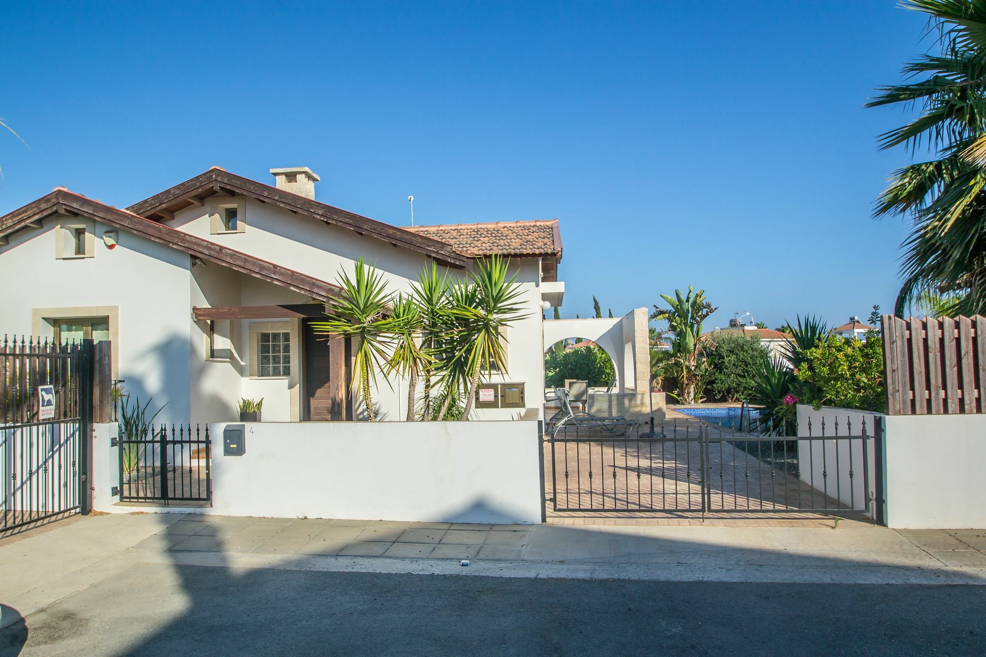 Rada'S Vacation Home Ayia Napa Bagian luar foto